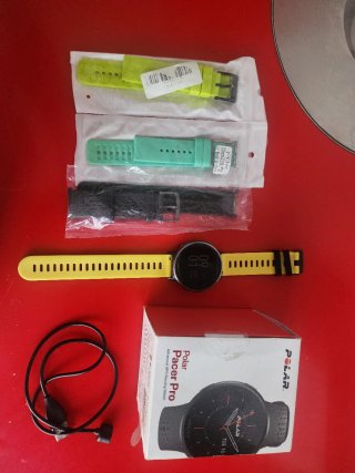 Reloj Polar Pacer Pro Negro y Verde