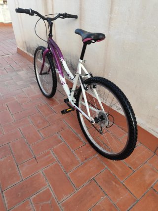Bicicleta Montaña 26 Morado/Blanco