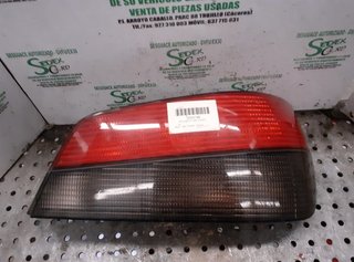 Piloto trasero derecho peugeot 306 berlina 920617