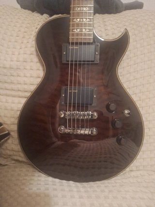 Guitarra Eléctrica Ibanez ART500