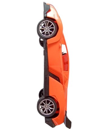 Auto radiocomandata arancione con volante