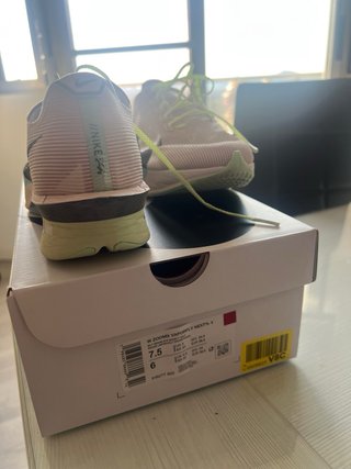 Nike ZoomX Vaporfly Next% 4