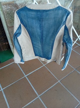 Cazadora vaquera Regular XL pero talla como una L