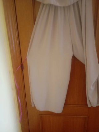 Mono nuevo fiesta capa beige da talla