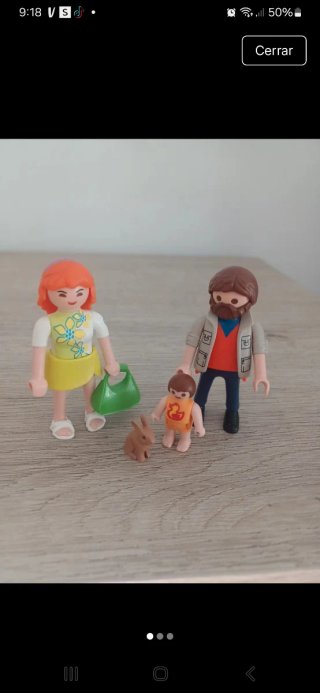 Playmobil familia con bebé y conejo