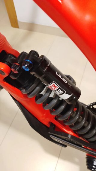 Commencal supreme V4 Talla L