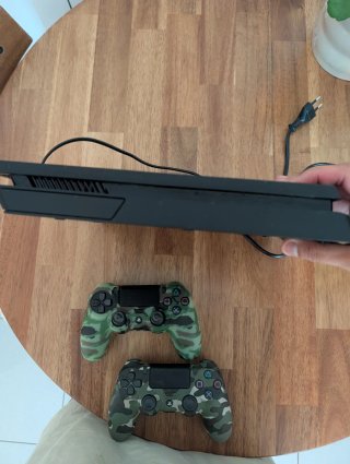 Consola Play Satation 4 slim (PS4) + 2 Mandos Camu