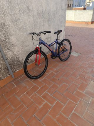 Bicicleta de montaña CONOR