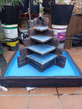 Fuente de agua artesanal