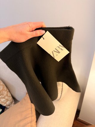 Falda S de ZARA (nueva con etiqueta)