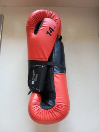 Guantes Boxeo Outshock 14 Oz Rojos