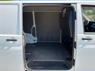 VW Transporter T6.1  2.0TDI Impecable