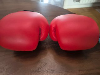 Guantes de Boxeo Outshock 10 OZ Rojos