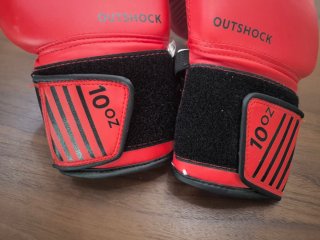 Guantes de Boxeo Outshock 10 OZ Rojos