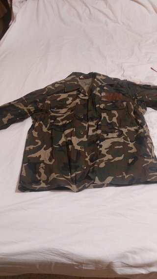Traje militar de campaña
