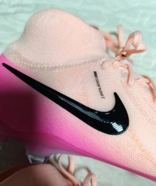 Botas de fútbol Nike Phantom Luna III Elite FG