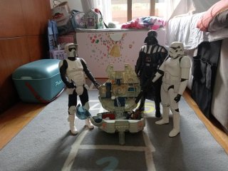 Lote Star Wars Figuras y nave alcon millenario