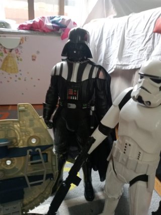 Lote Star Wars Figuras y nave alcon millenario