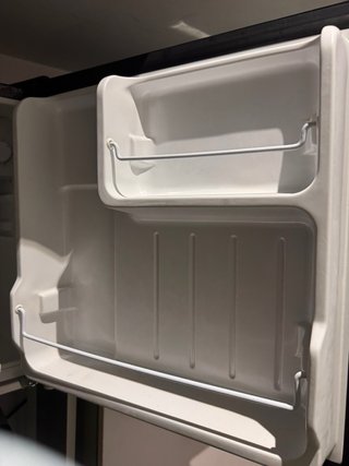 Nevera pequeña Inox Cecotec