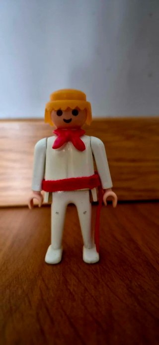 Playmobil San Fermín con periódico o sin periodico