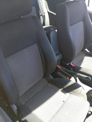 Volkswagen Golf 2000