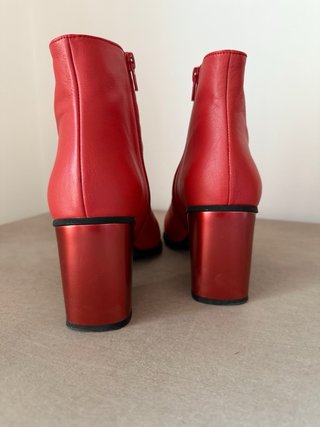 Botines 39 de HISPANITAS (como nuevos con caja)