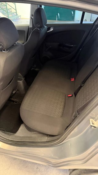 Opel Corsa 1.2 Gasolina 85cv