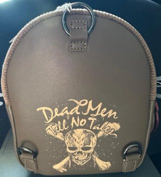 Mochila Loungefly Piratas del Caribe