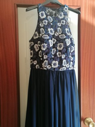 Vestido de fiesta con pedrería