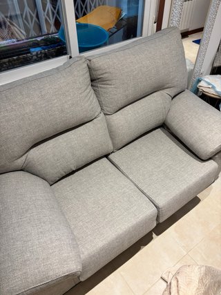 Divano a 2 posti in tessuto beige/grigio