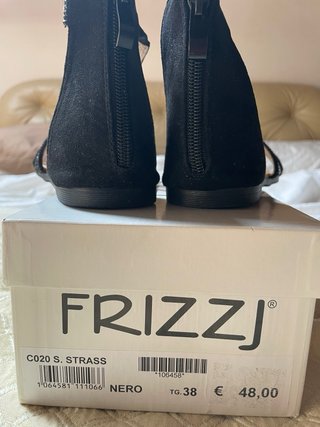 Sandali Frizzj neri con strass