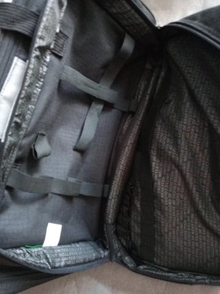 Bolsa nevera negra y blanca