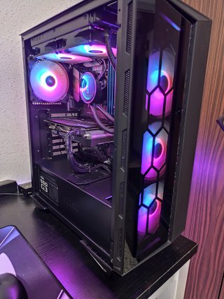 PC Gaming i7 10700KF | 32GB RAM | RTX 2060