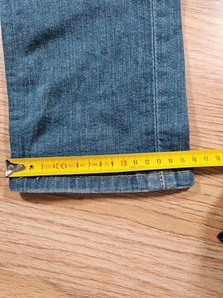 Pantalones vaqueros Levi's 511 W30