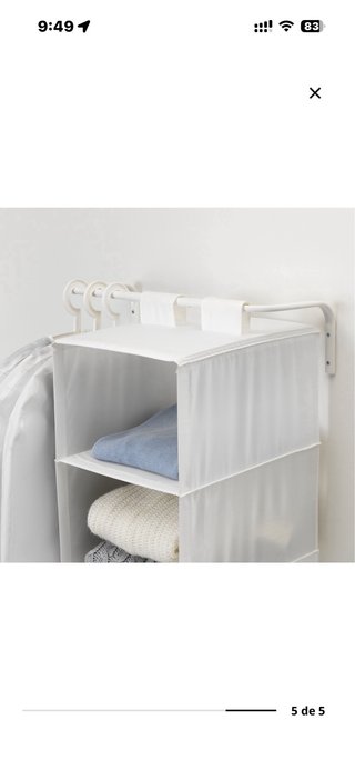 Percheros de pared de Ikea blanco. Hay 5