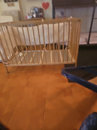 Cuna de madera