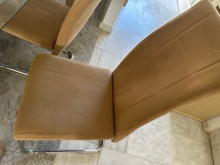 Mesa Comedor Cristal y Madera + 4 Sillas