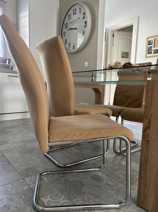 Mesa Comedor Cristal y Madera + 4 Sillas