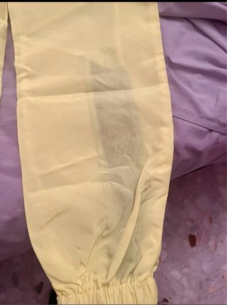 Pantalón deportivo amarillo flúor