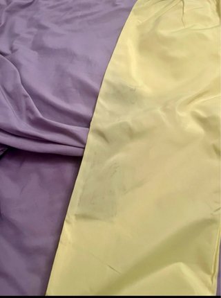 Pantalón deportivo amarillo flúor