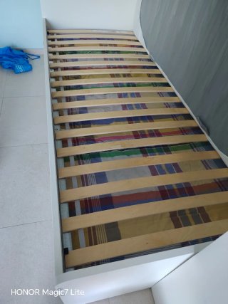 Letto singolo Ikea Slakt con materasso