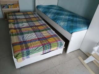 Letto singolo Ikea Slakt con materasso