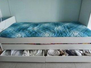 Letto singolo Ikea Slakt con materasso