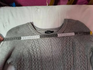 Jersey de punto gris trenzado