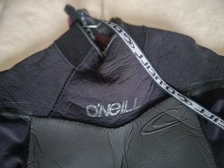 Traje de surf corto O'Neill chico