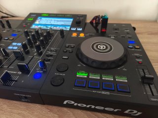 Controlador DJ Pioneer XDJ-RR