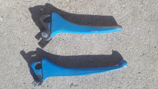 Otras piezas Vespino SC 20 euros unidad.