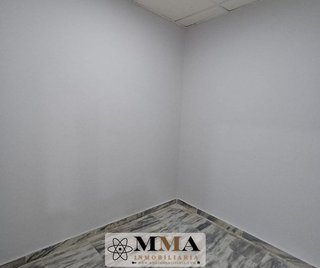 Local comercial en venta en Molino de la Vega en Huelva