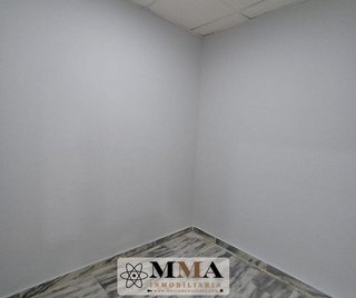 Local comercial en venta en Molino de la Vega en Huelva