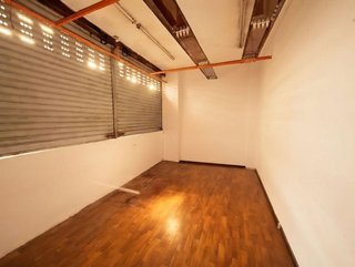 Local comercial en venta en Reyes Católicos en Alcalá de Henares